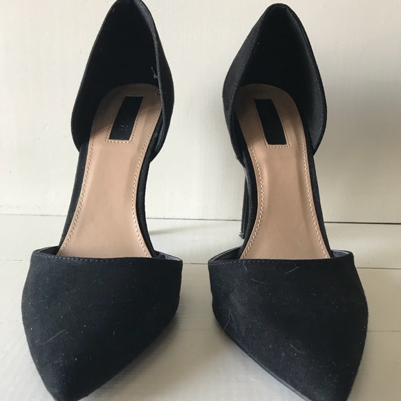 Forever 21 Shoes - Black heels Forever 21 Shoes - Black heels